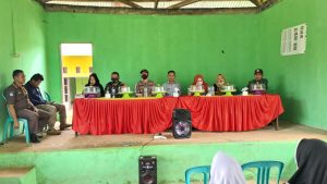Polsek dan Camat Onembute Gelar Sosialisasi Vaksinasi Usia 6-11 Tahun