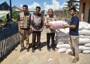 Pemkab Konawe Serahkan Puluhan Bantuan Alat Tangkap Ikan Untuk Nelayan