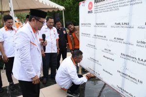 DPD PKS Kota Kendari Gelar Konsolidasi Pemilu 2024 dan Lantik 11 Pimpinan Kecamatan