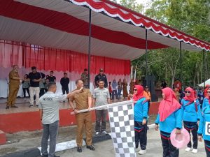 Meriahkan Dirgahayu Kemerdekaan Indonesia, Bupati Konawe Lepas Barisan Gerak Jalan 17 KM