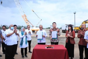 Menaker RI dan Gubernur Sultra Resmikan Training Center VDNI dan OSS
