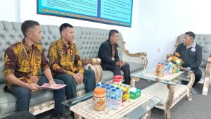 Wakil Bupati Butur Menerima Kunjungan Sekretaris Pengadilan Negeri Raha