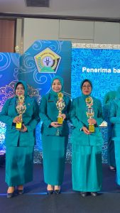 TP PKK Koltim Raih Juara Dua Lomba Pameran Mini UP2K 2023