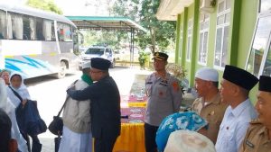 Ketua DPRD Sambut Kedatangan 134 Jamaah Haji Asal Konawe