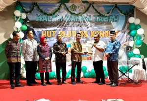Pemkab Serahkan Dua Unit Kendaraan Operasional ke BLUD RS Konawe