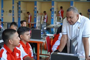 Kunker ke BPVP Kendari, Wamen Kemnaker RI Tinjau Proses Pelatihan Siswa