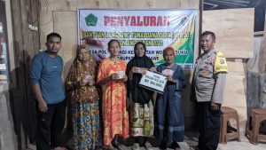 Pemdes Polandangi Wonggeduku Salurkan BLT DD Kepada 29 KPM