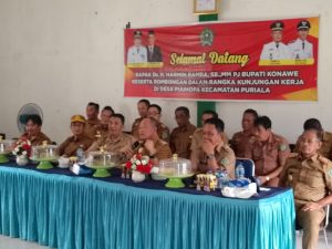 Pj Bupati Konawe Harmin Ramba Respon Keluhan Petani Saat Kunker di Kecamatan Puriala