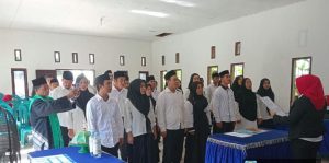 Panwaslucam Besulutu Lantik Pengawas TPS Pemilu Tahun 2024