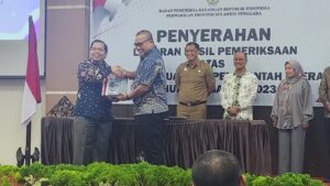 Ketua DPRD Konawe Bersama Sekda Terima WTP ke-9 Berturut dari BPK RI
