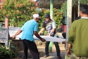 Peduli Korban Bencana Kebakaran, Rusdianto Berikan Bantuan Sembako dan Material Bangunan